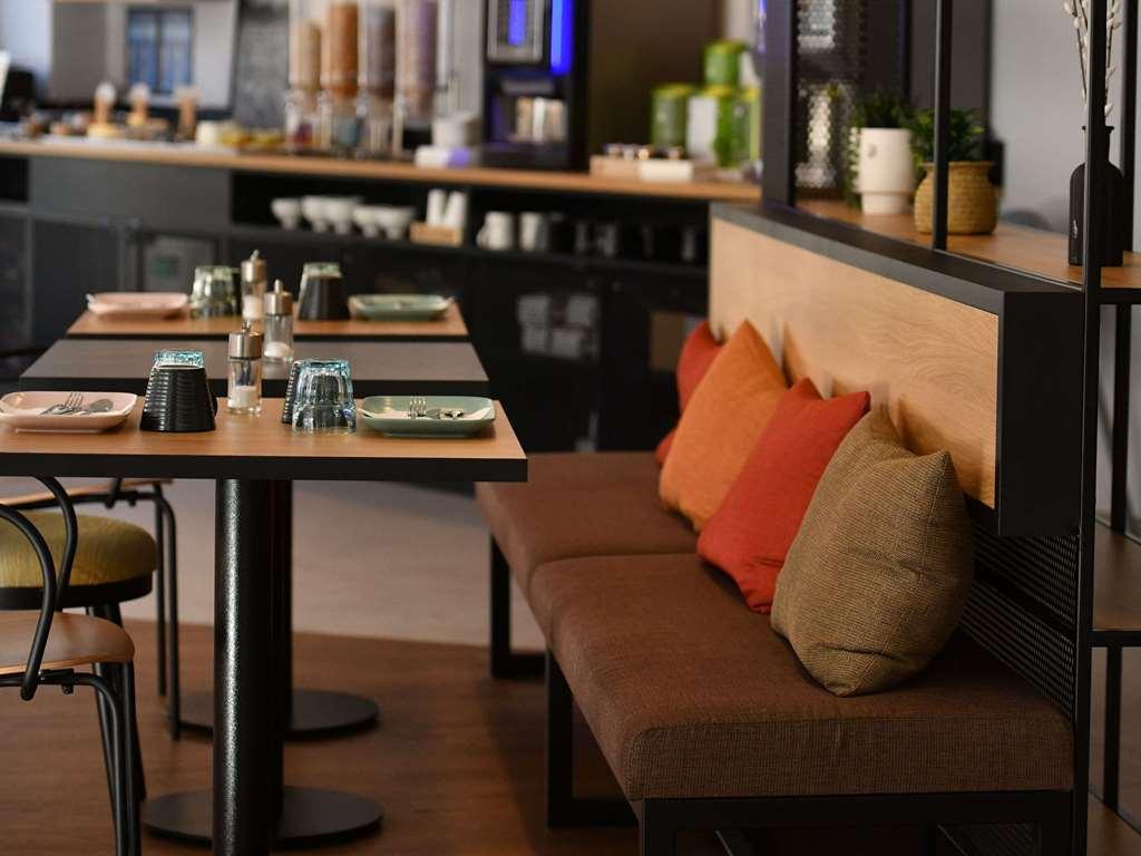 Ibis Châteauroux Restaurant foto
